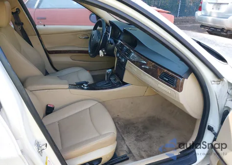 2008 BMW 328I из США, поврежденный, VIN WBAVA33518K055579